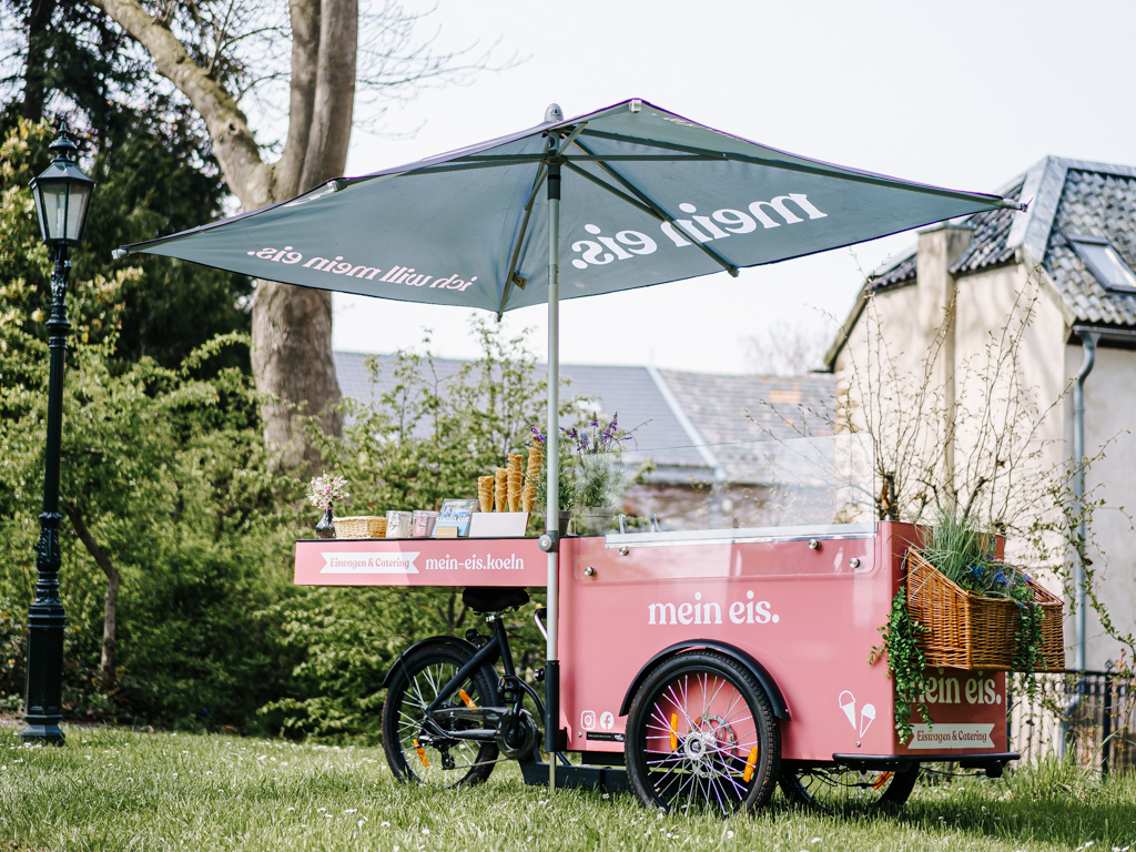 NEW Fahrzeuge_Eisstand mieten_Eisfahrrad Eisfahrrad buchen mein eis Foodtruck Eisbike mobil koeln bonn duesseldorf