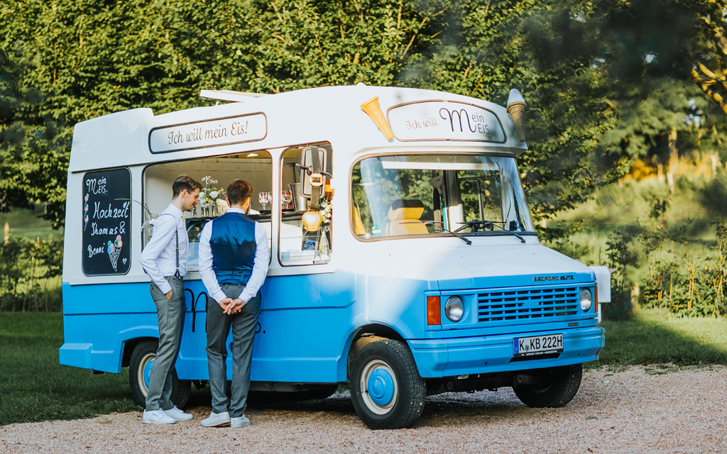 geographische Seite Koblenz_Titelbild Eiswagen mieten mein eis Catering Oldtimer Koeln Bonn duesseldorf